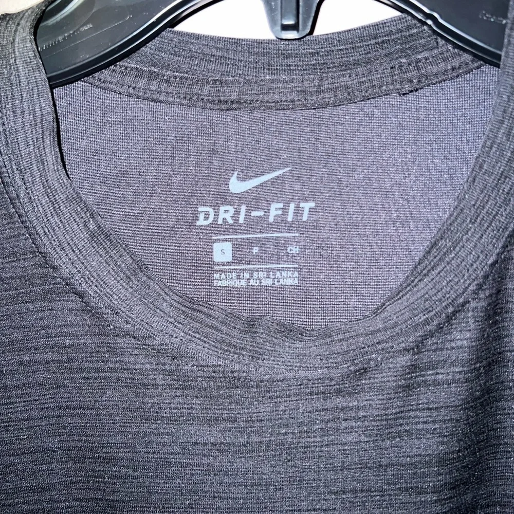 Black and dark gray Nike T-shirt, dry fit size small